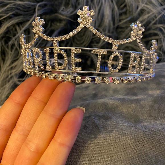 Rhinestone Bride to be tiara crown bachelorette - Picture 3 of 3
